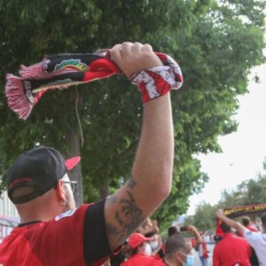  拜仁提前三轮锁定德甲桂冠  