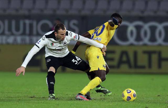  斯佩齐亚,爆冷击败欧冠劲旅  